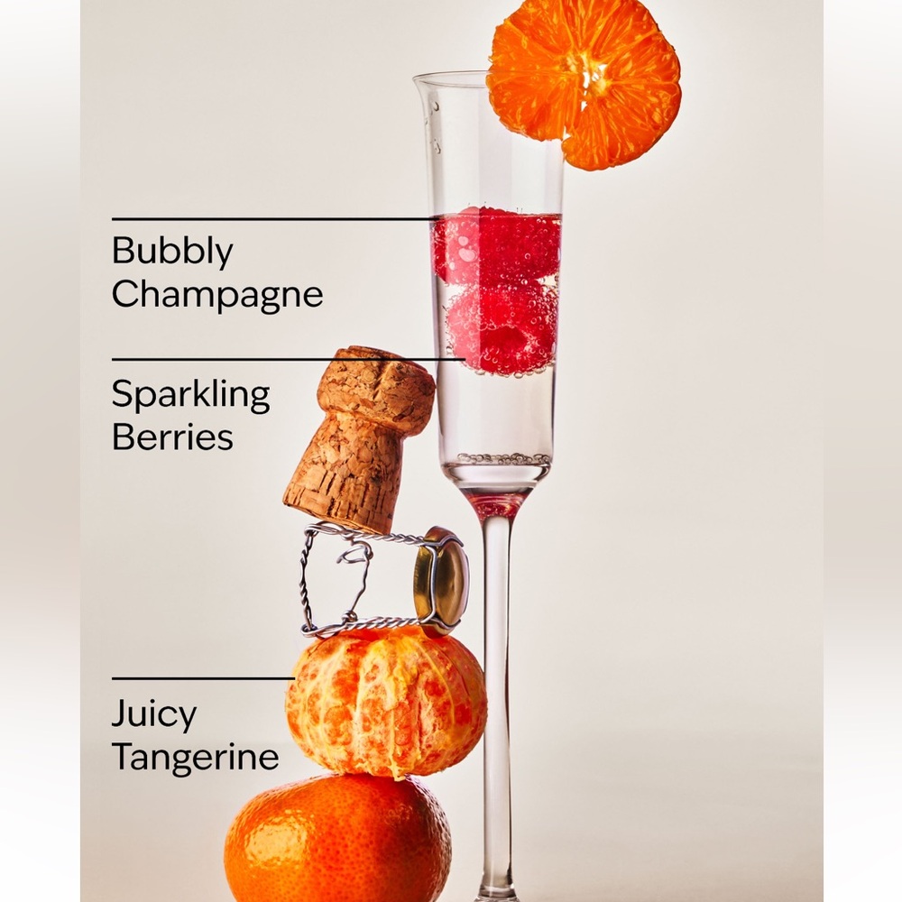 Bath and Body Works Champagne Toast Candle - Picture 3 of 4